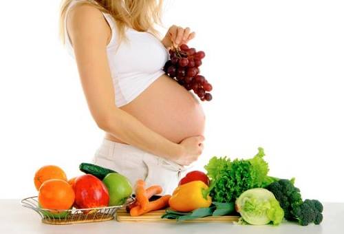 mang thai 3 tháng đầu nên ăn hoa quả gì