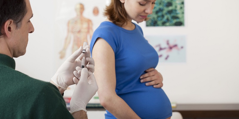 Tiêm phòng vaccine khi mang thai